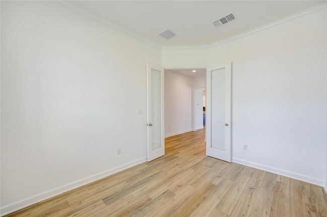 Building Photo - 25326 Loch Doon Dr