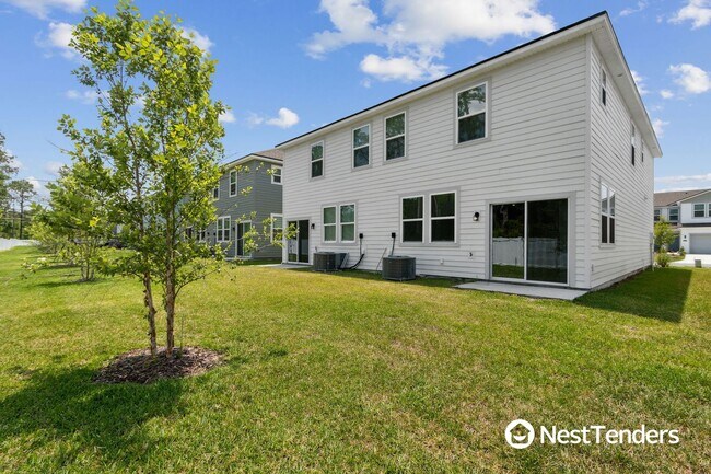 Building Photo - 14538 Macadamia Ln