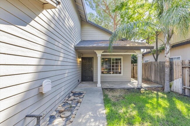 Building Photo - 4100 Diane Dr