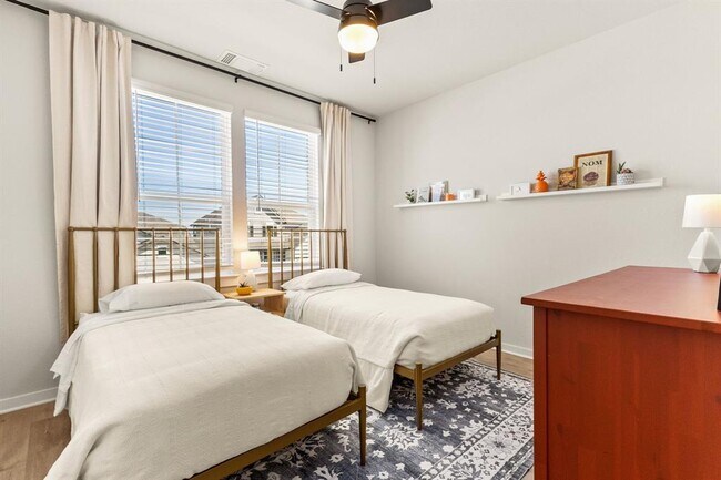 Building Photo - 12600 Purple Prairie Ln