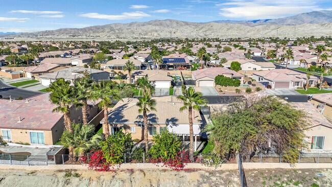 Building Photo - 83107 Greenbrier Dr