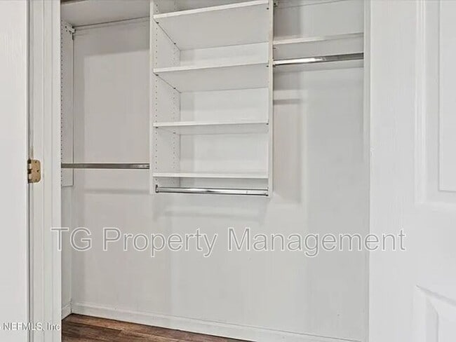 Building Photo - 12301 Kernan Forest Blvd