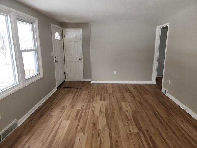 Building Photo - 311 Rebecca St