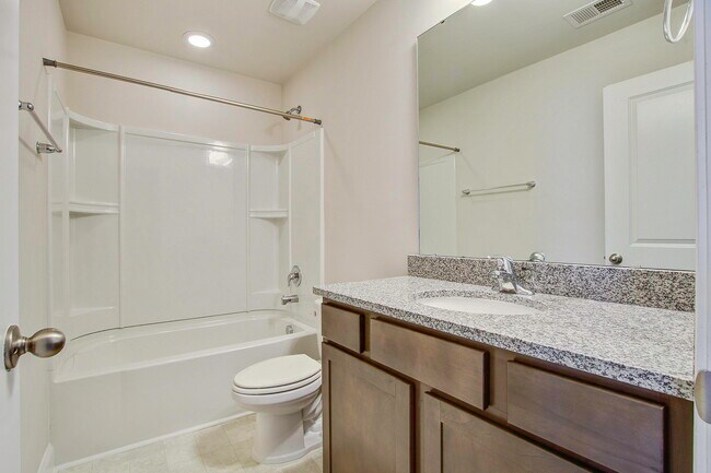 Building Photo - 7824 Montview Rd