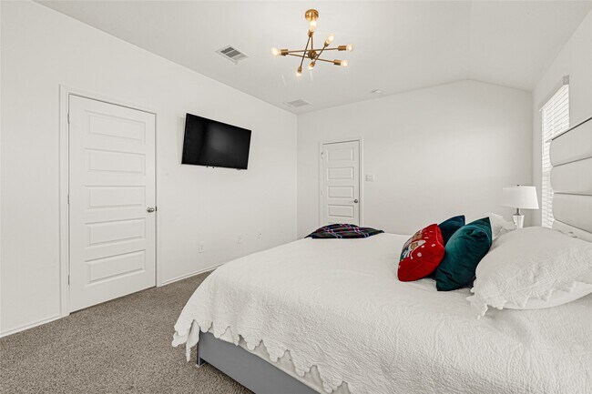 Building Photo - 2206 Laurel Bloom Ln