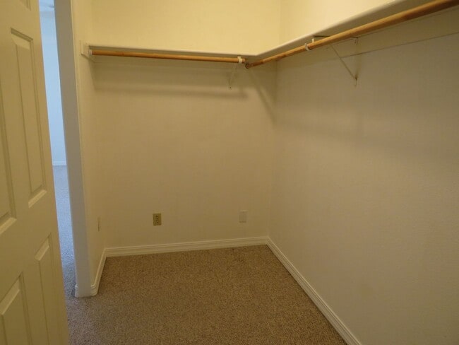 Building Photo - Beautiful River Oaks Single Story Corner Home Near Taylor Elementary School