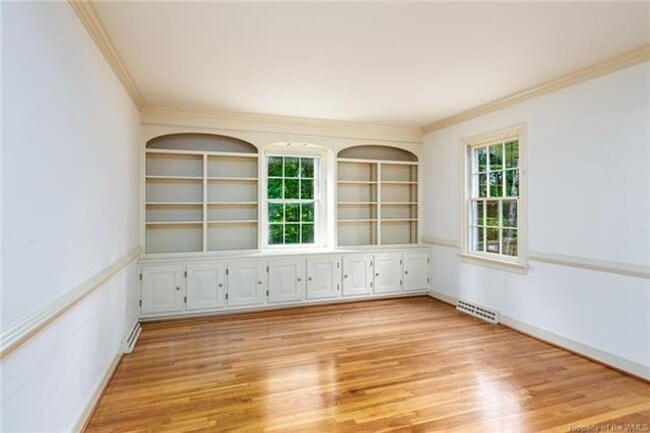 Building Photo - 109 Wake Robin Rd