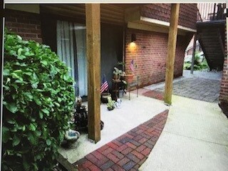 Patio - 211 Meadow Woods Ln