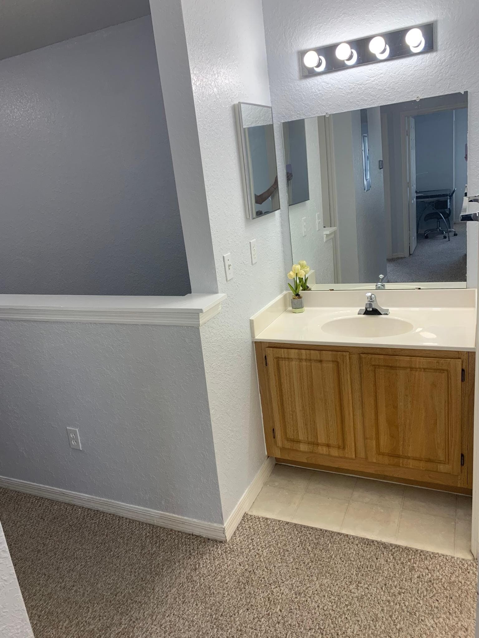 Building Photo - 4019 Venetian Bay Dr