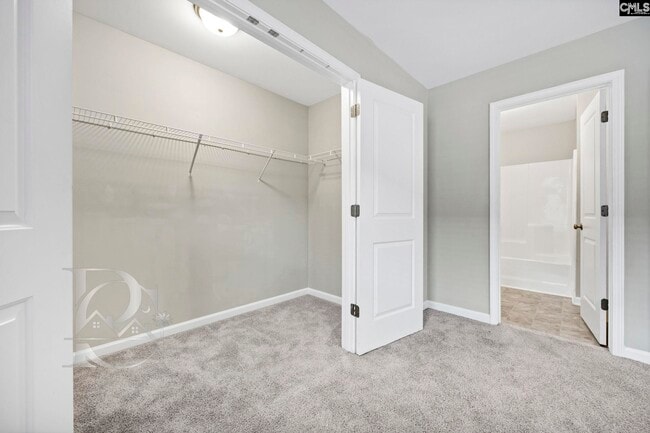 Building Photo - 131 Hunters Grove Dr