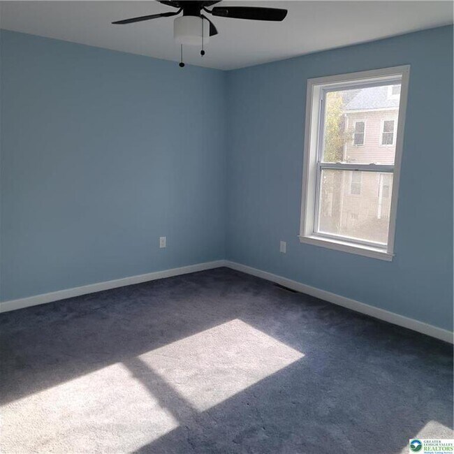 Building Photo - 1039 Ferry St