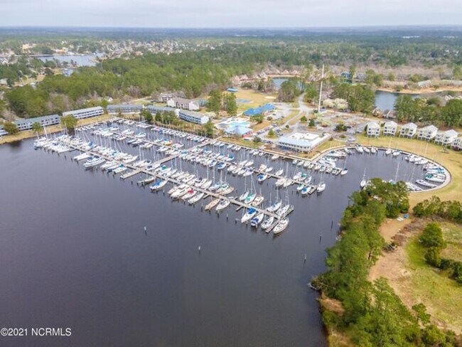 Building Photo - 6119 Harbourside Dr