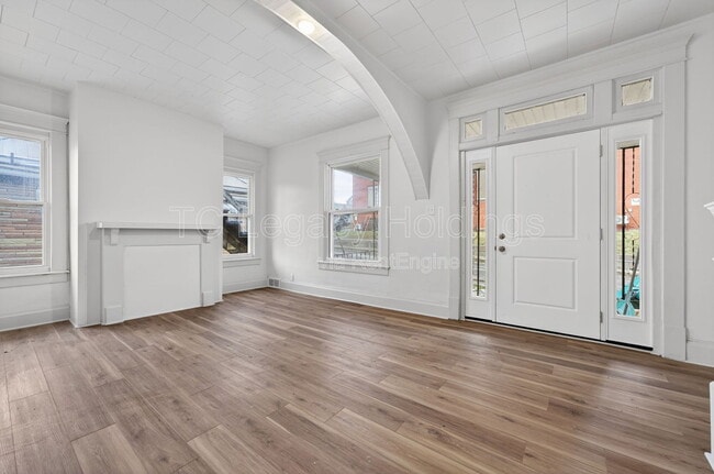 Building Photo - 1409 Hamill Ave