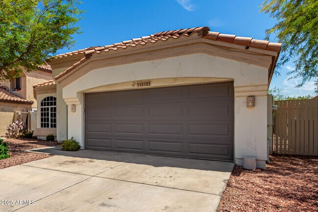 Building Photo - 10185 S Santa Fe Ln