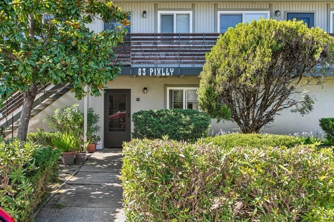 Building Photo - 83 Pixley Ave