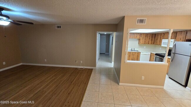 Building Photo - 3213 Murrell Rd