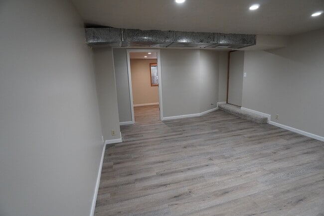 Building Photo - 4204 E 37th Ave