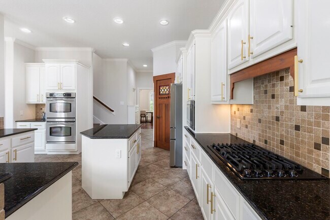 Building Photo - 6 Skipwith Pl