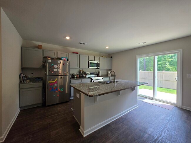 Building Photo - 1812 Lacebark Dr