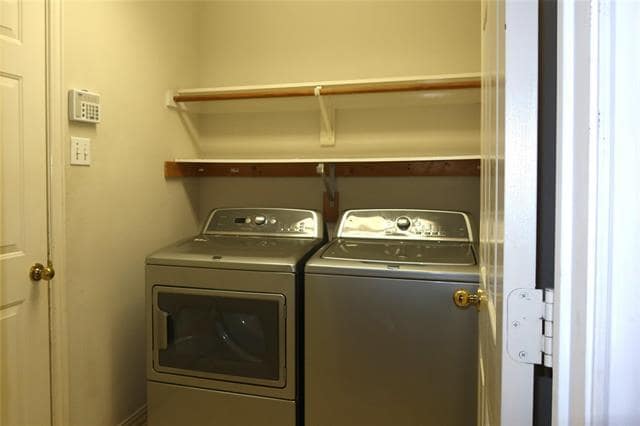 Building Photo - 2816 Kings Gate Dr