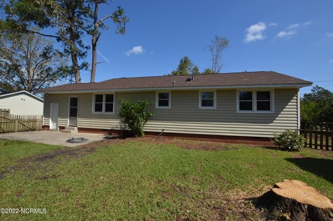 Building Photo - 605 Decatur Rd
