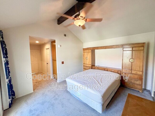 Building Photo - 112 Avellino Cir