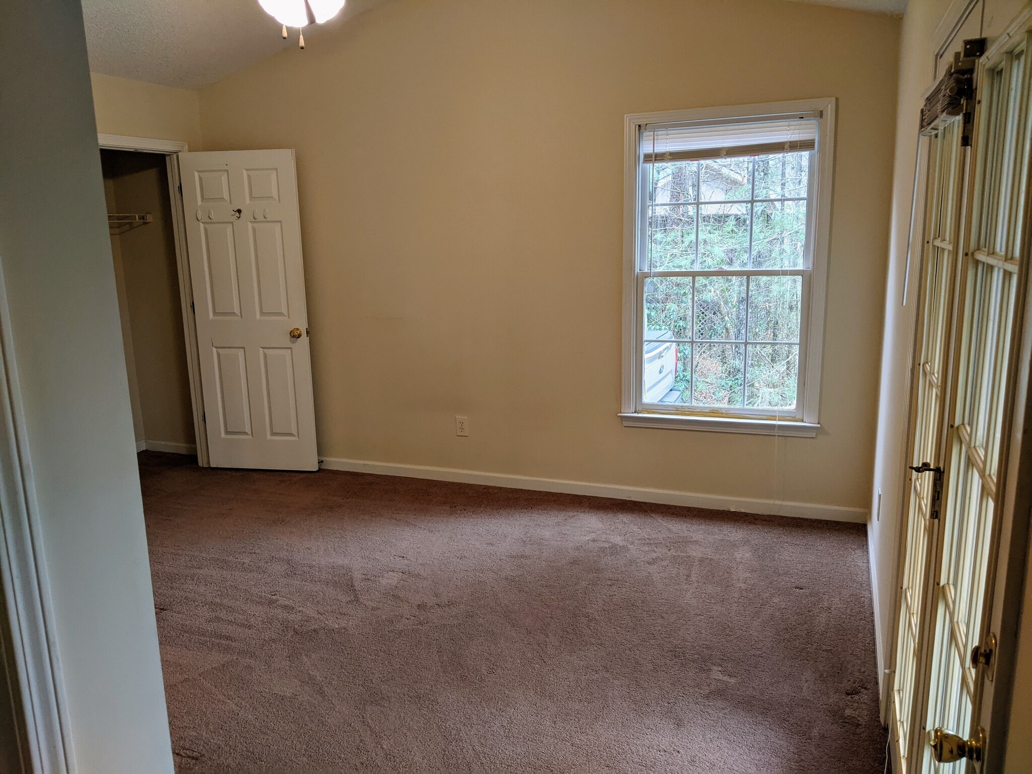 Building Photo - 311 River Lodge Dr A