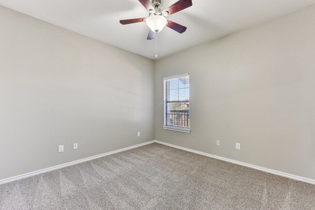 Floorplan - Waters Edge Apartment Homes