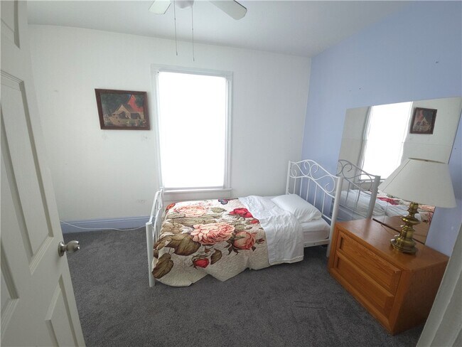 Building Photo - 30 Flanders St