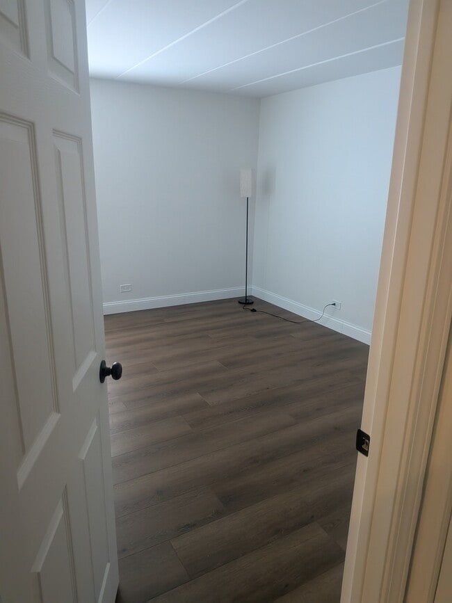 Building Photo - 201 E Janata Blvd