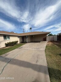 Building Photo - 6213 E Earll Dr