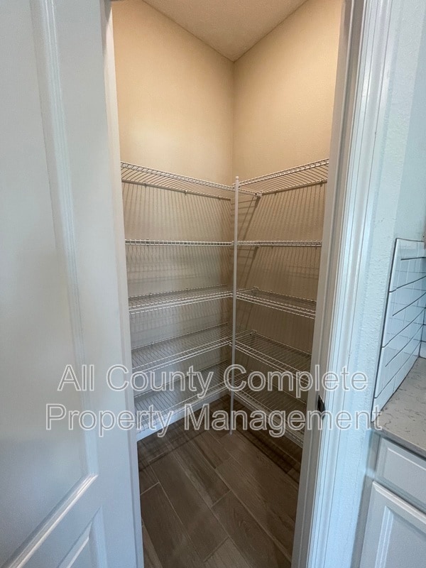 Building Photo - 12804 Josslyn Ln