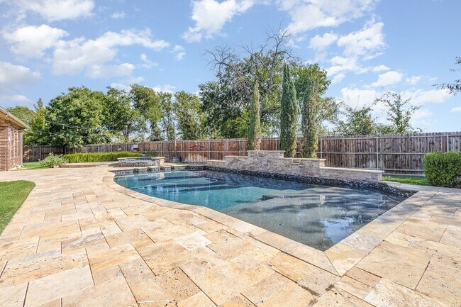 Building Photo - 14106 Summerwoods Ln