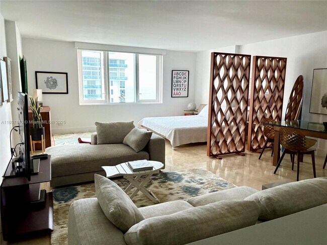 Building Photo - 2301 Collins Ave