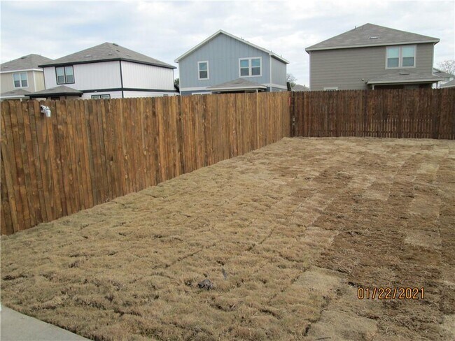 Building Photo - 128 Green Egret Wy