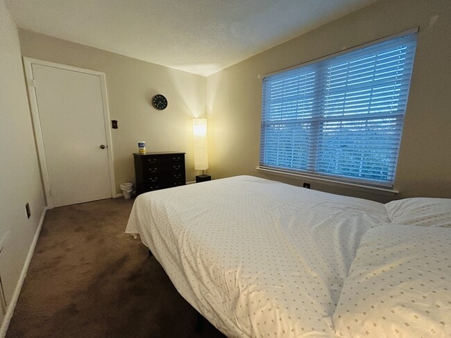 Building Photo - 3888 Chancery Ln