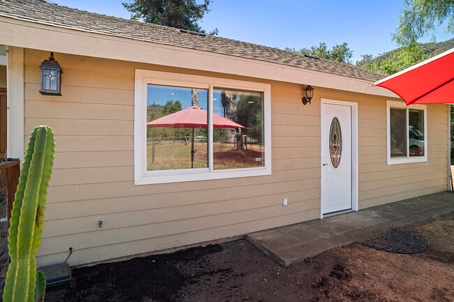 Building Photo - 2629 N Twin Oaks Valley Rd