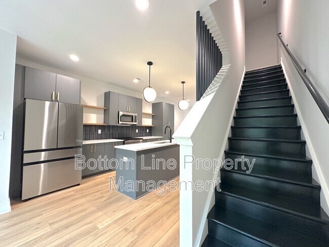 Building Photo - 1354 Briar Creek Rd