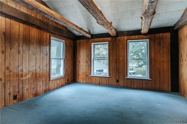 Building Photo - 126 NY-169