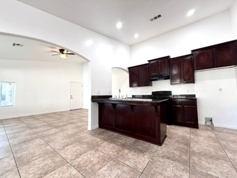 Building Photo - 7733 Walpole Ave