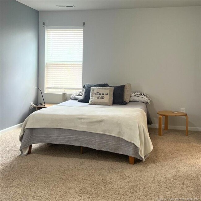 Building Photo - 535 Old Salem Dr