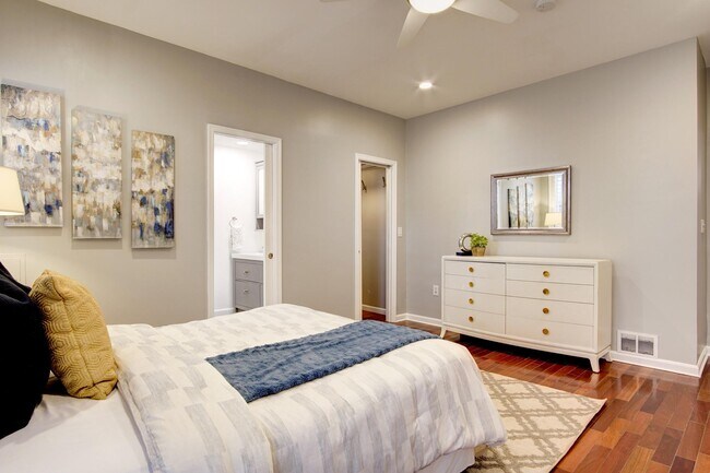 Building Photo - 1907 11th St NW