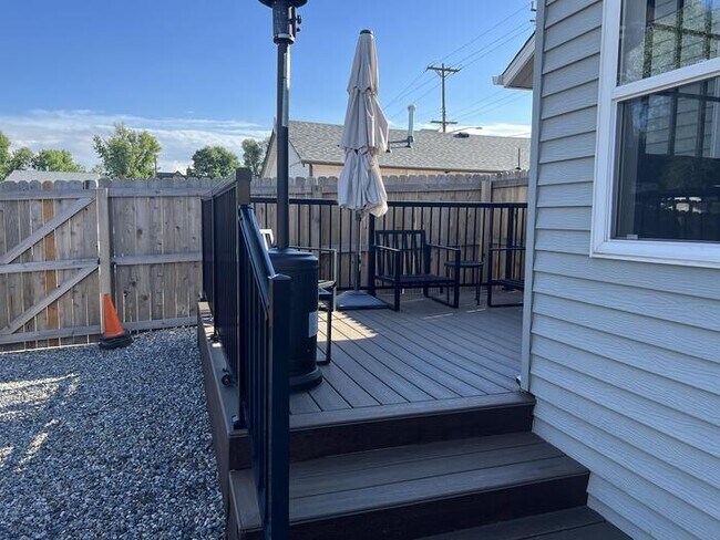 Building Photo - 390 S Garrison St