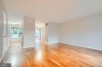 Building Photo - 309 Overlea Pl