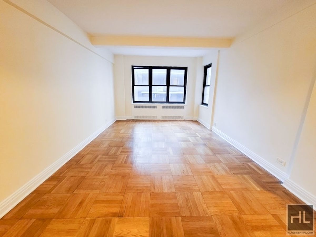 Building Photo - EAST 56 STREET