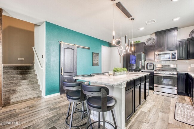 Building Photo - 1621 Sam Dominguez St