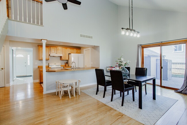 Building Photo - 938 Aberdeen Dr