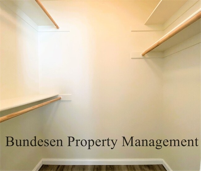 Building Photo - 747 Fresno Ave