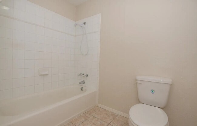 Building Photo - 4800 Gretna Green Ln