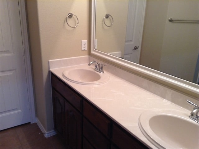 Building Photo - 5040 Britton Ridge Ln